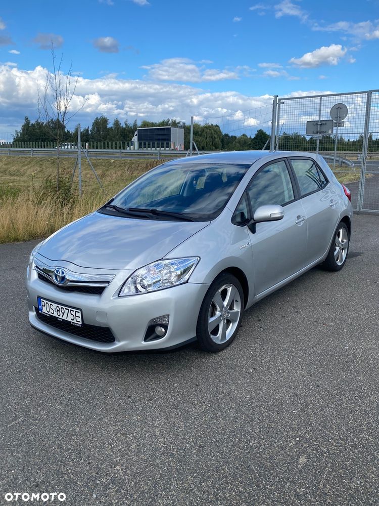 Toyota Auris 1.8 HSD Luna - 1