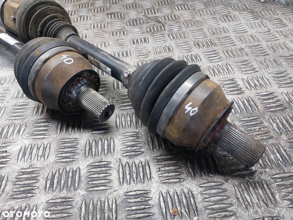 PÓŁOŚ LEWY + PRAWY PRZÓD AUTOMAT VOLVO V70 III 2.0 T5 31325108 31325109 - 5
