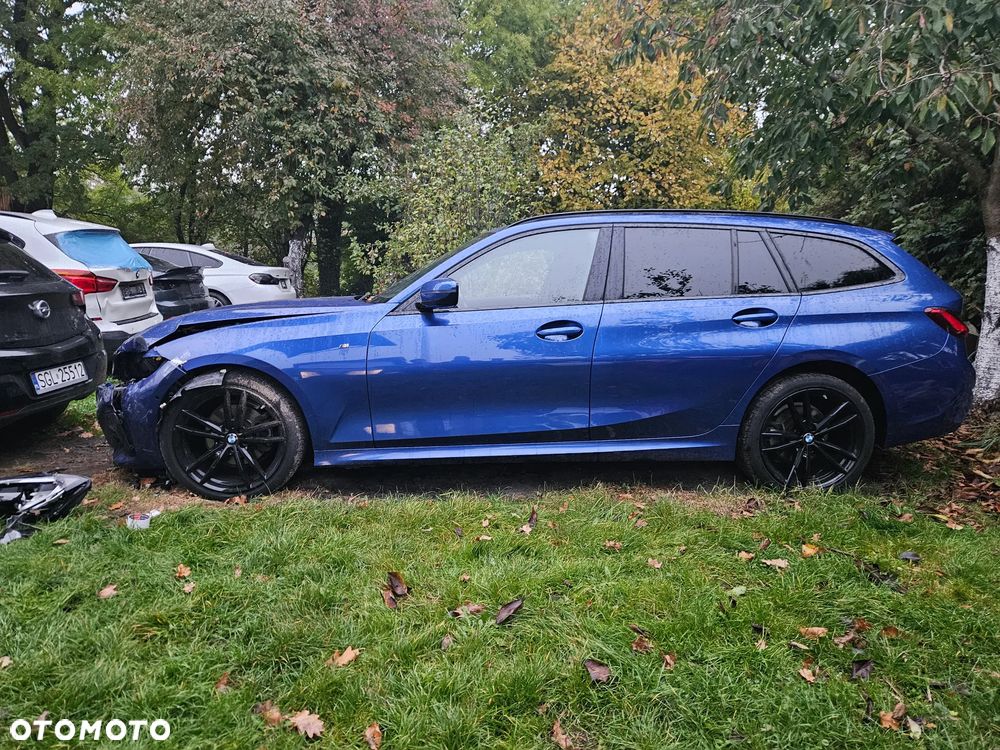 BMW Seria 3 2021 photo 3