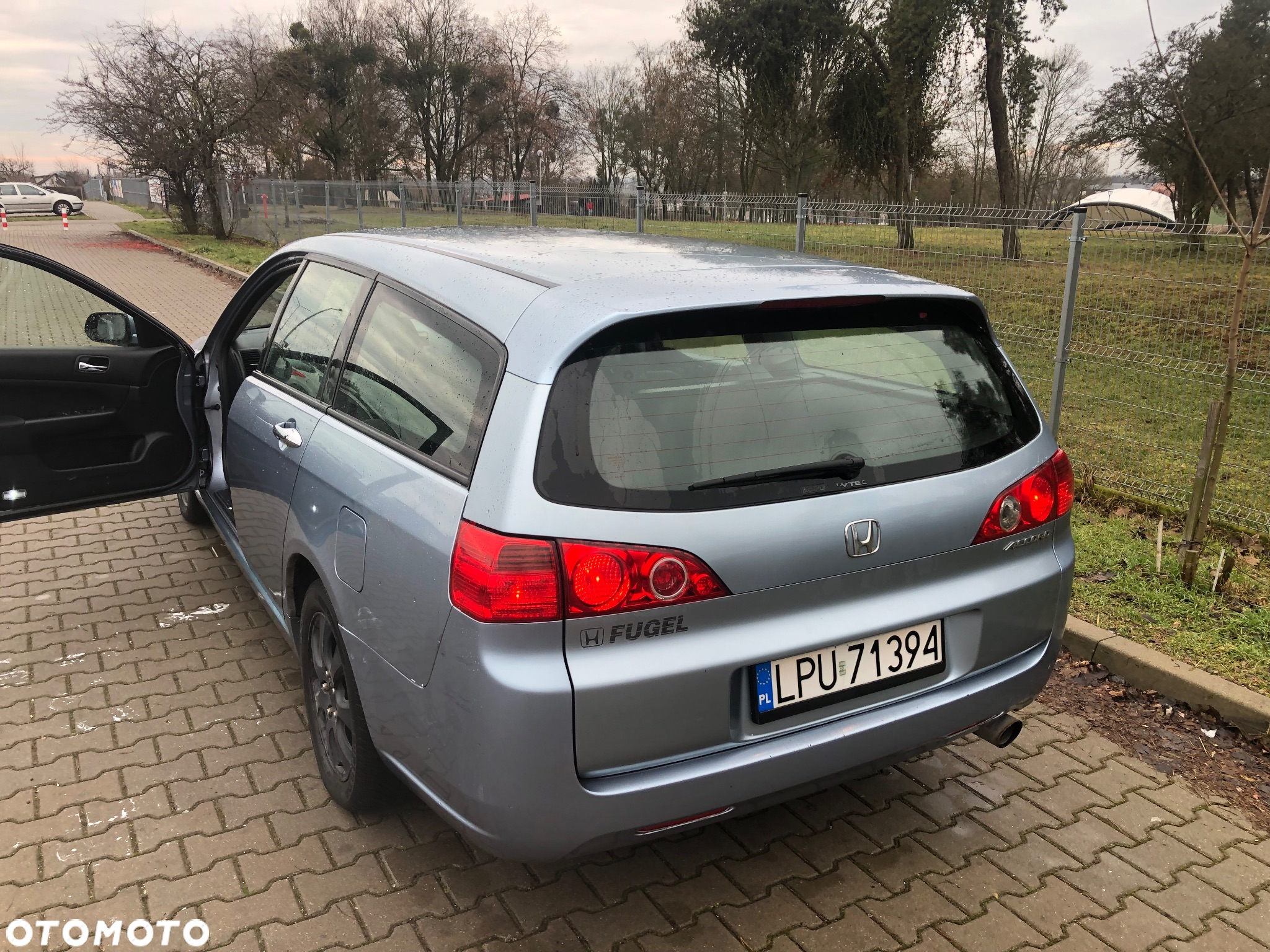 Honda Accord 2.0 Comfort - 2