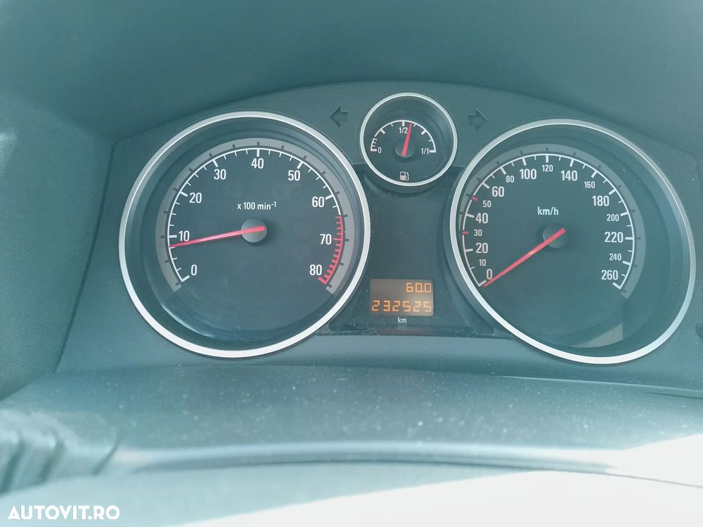 Opel Astra 1.8i Essentia - 8