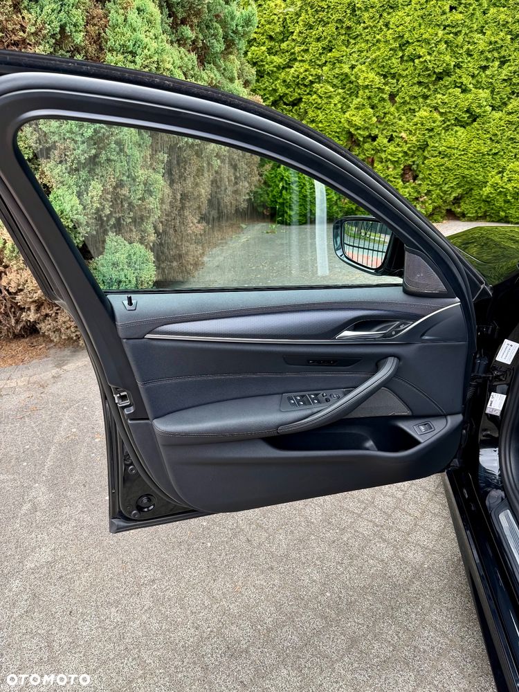 BMW Seria 5 520d xDrive MHEV Sport - 22