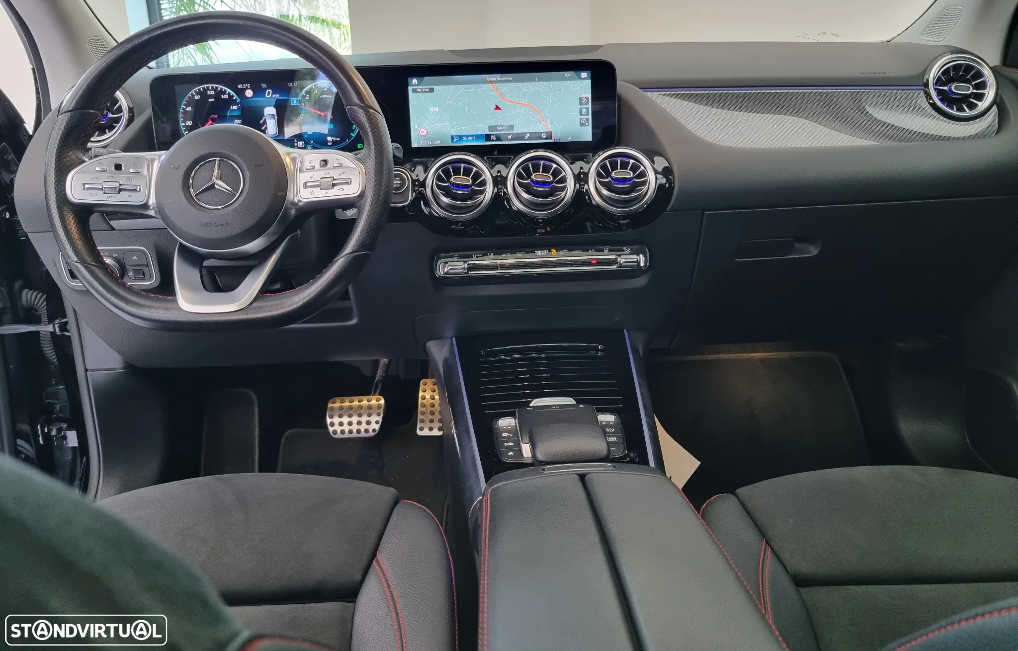 Mercedes-Benz GLA 250 e AMG Line - 34