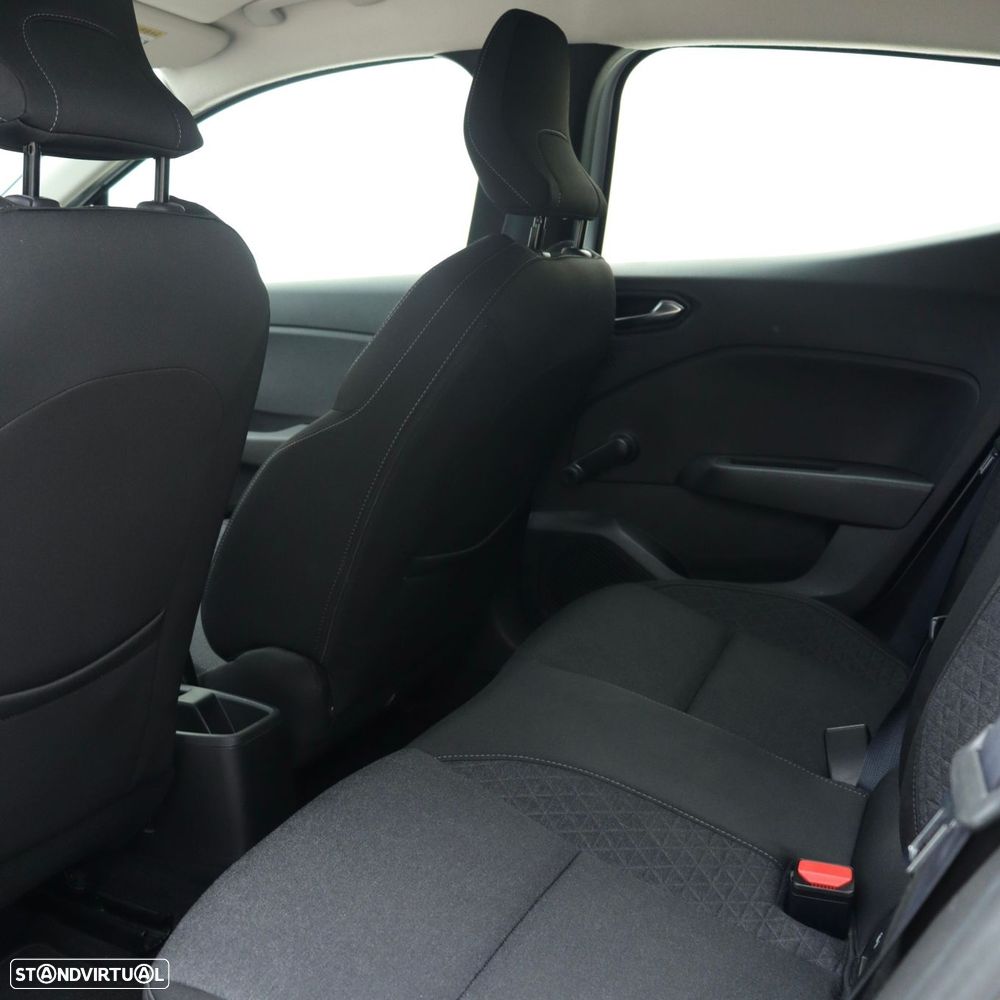 Renault Clio 1.0 TCe Limited CVT - 25