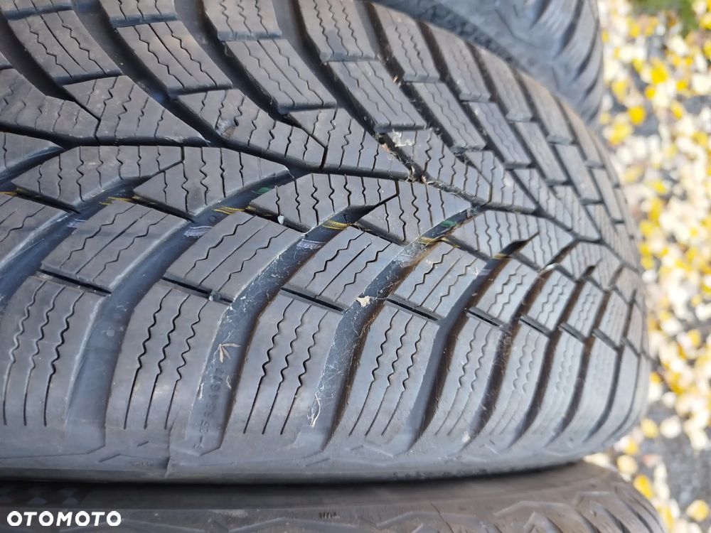 195/65R15 91T Continental Winter TS870 4x95% bieżnika - 5