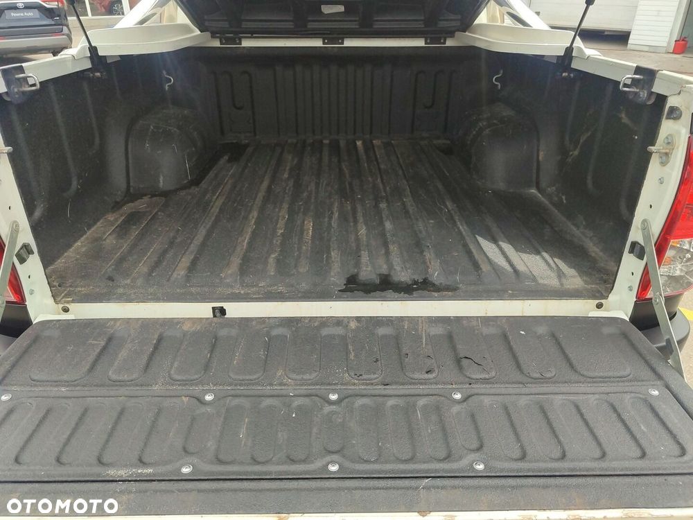 Toyota Hilux 2.4 D-4D Double Cab Dakar 4x4 - 12