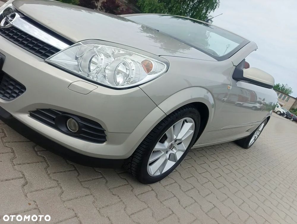 Opel Astra 1.6 Cosmo - 19