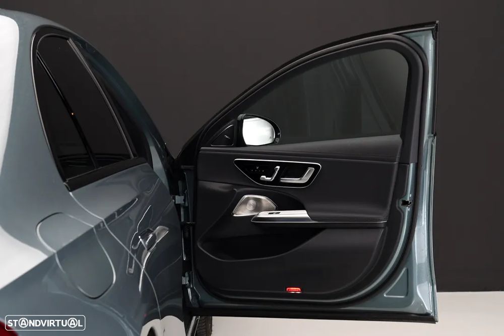 Mercedes-Benz E 300 - 11