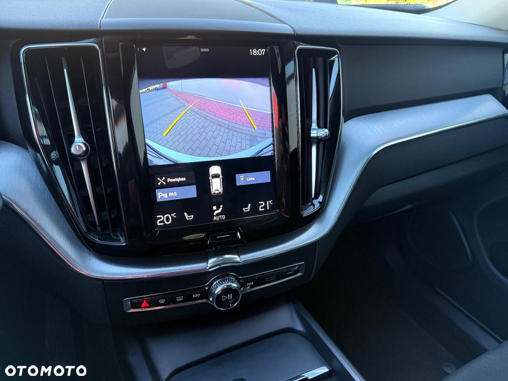 Volvo XC 60 B4 D Geartronic Momentum Pro - 14