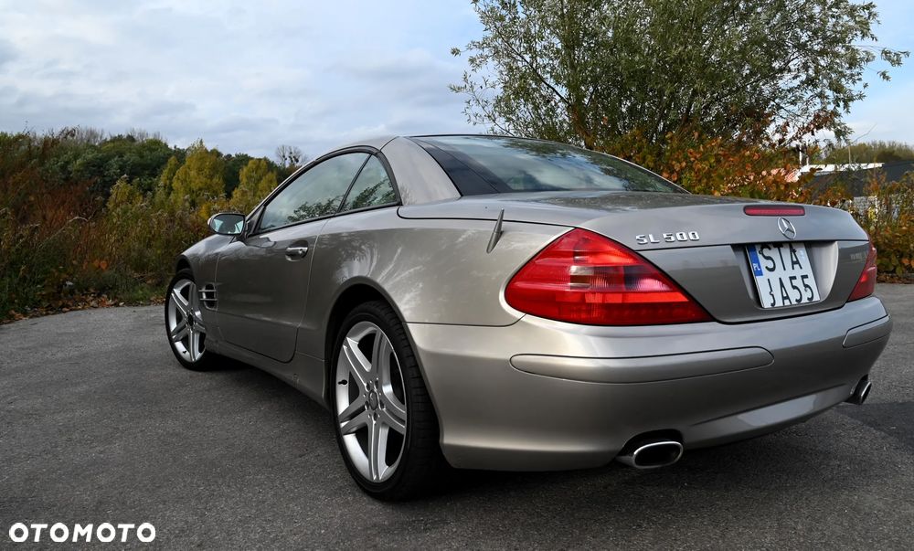 Mercedes-Benz SL - 17