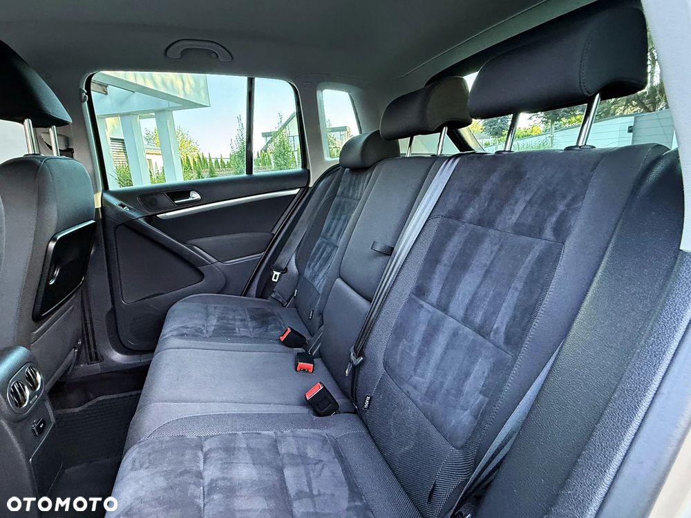 Volkswagen Tiguan - 16