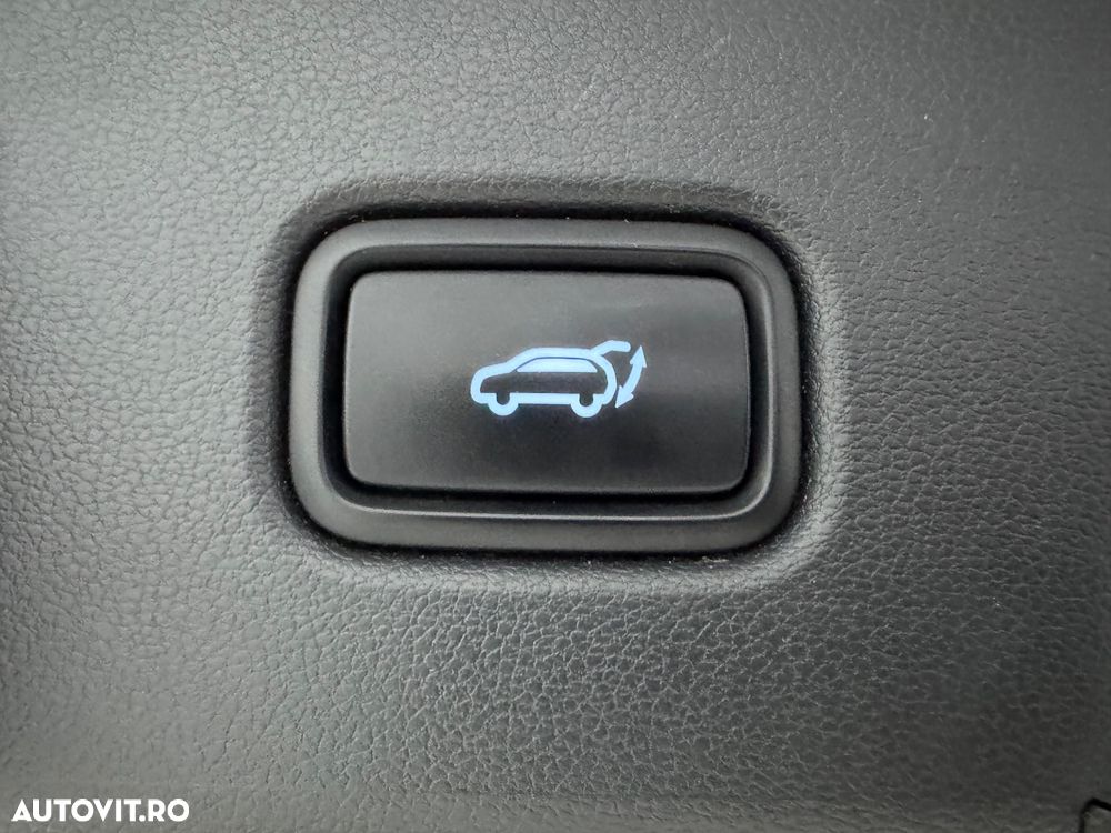 Hyundai Tucson PHEV 1.6 l 265 CP 4WD 6AT Luxury - 32