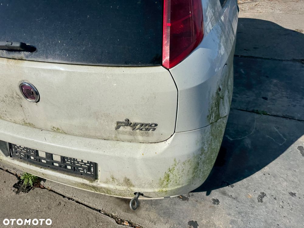 Fiat grande punto  249 biały białe drzwi prawe lewe maska pas przedni lampa lampy przednie tylnie prawa lewa zderzak przód przedni sanki kołyska zderzak tył tylni  pas przedni z chłodnicami - 9