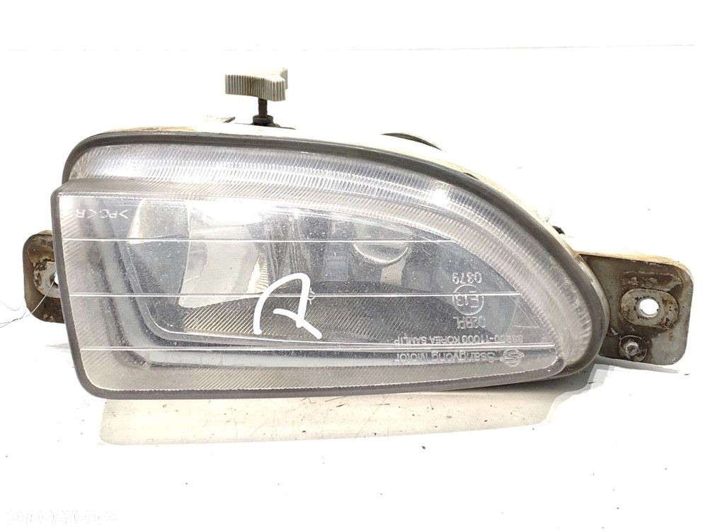 HALOGEN PRAWY PRZÓD  SSANGYONG CHAIRMAN (HT_) 1997 - 2022 3.2 165 kW [225 KM] benzyna 2011 - 2022 - 1