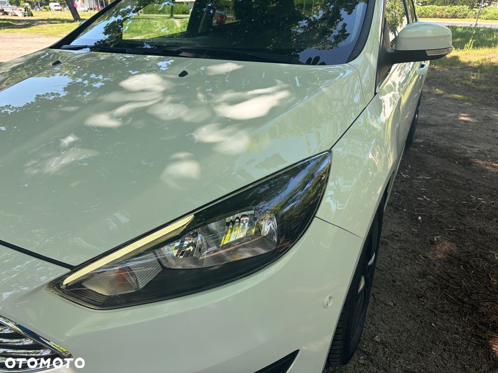 Ford Focus 1.5 EcoBoost STart-Stopp-System TITANIUM - 14