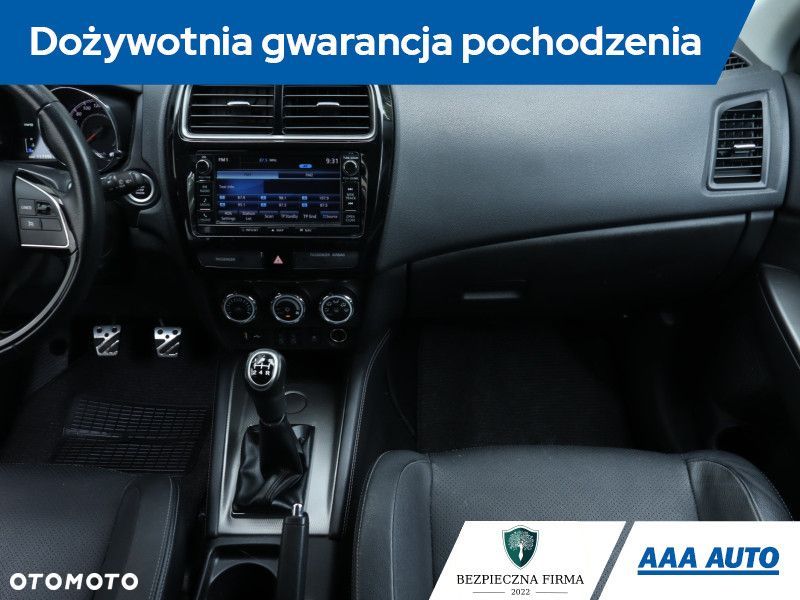 Mitsubishi ASX - 10