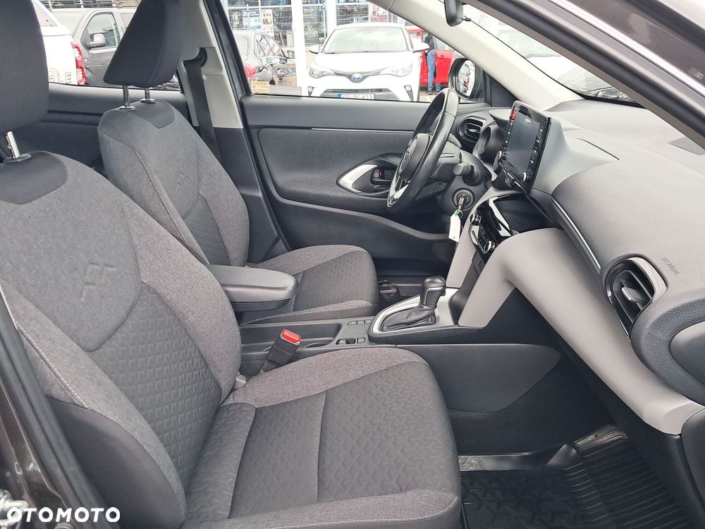 Toyota Yaris Cross Hybrid 1.5 Comfort - 30