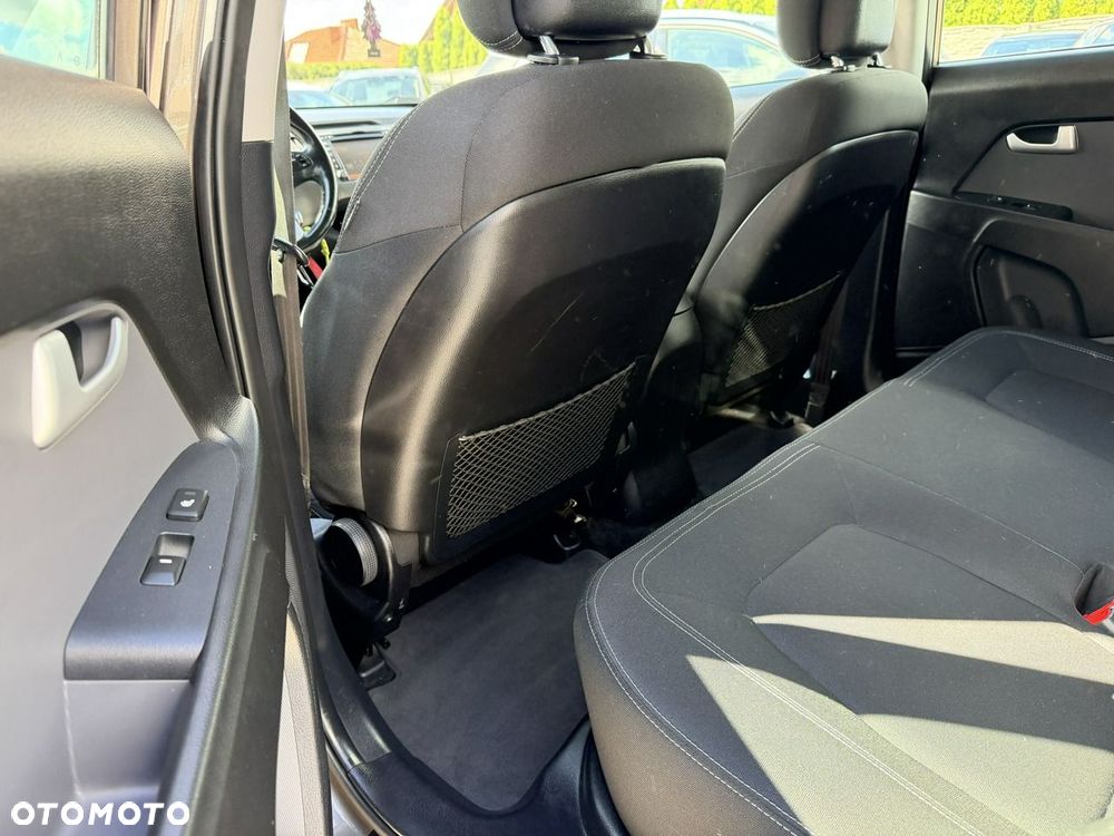 Kia Sportage 2.0 CVVT 2WD Automatik Vision - 12
