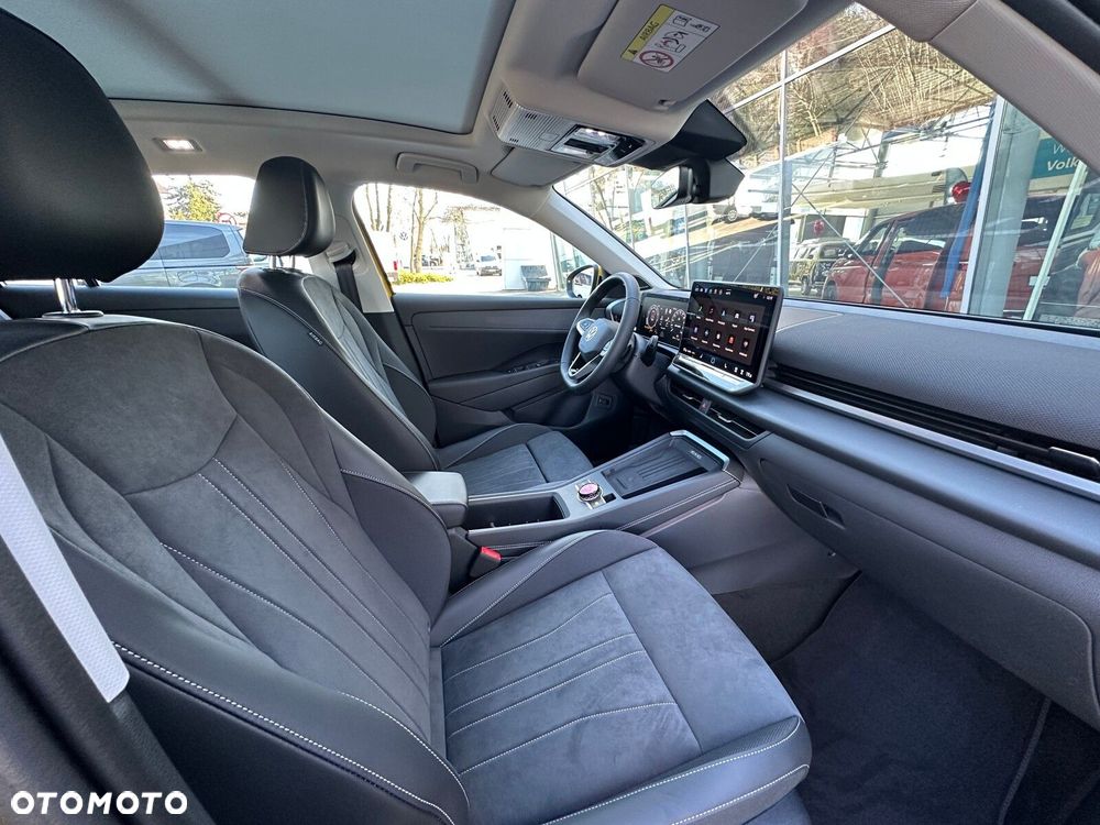 Volkswagen T-Roc 1.5 TSI Style DSG - 13