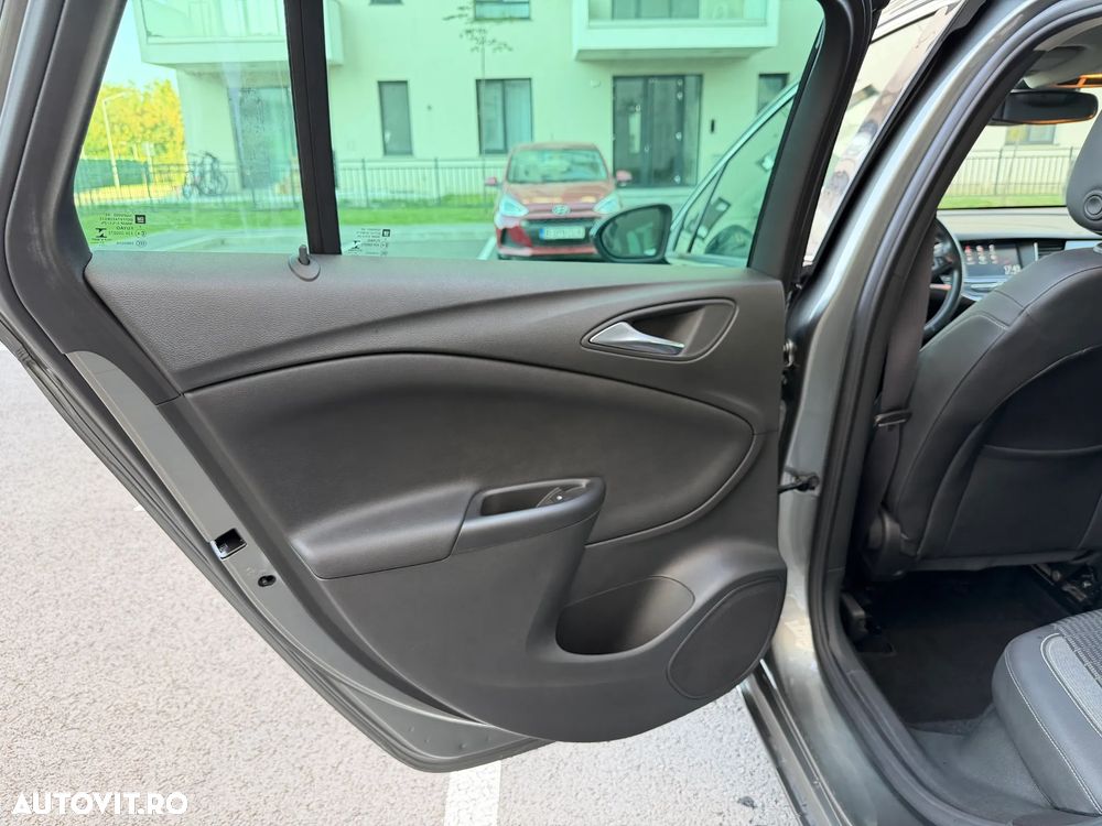 Opel Astra 1.5 D Start/Stop Automatik Business Edition - 18