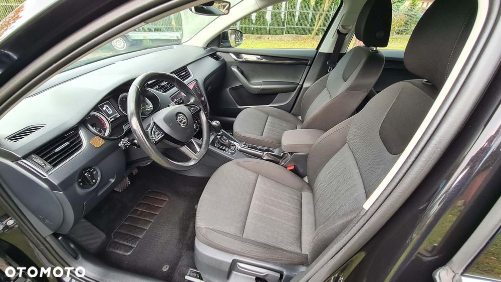 Skoda Octavia 2.0 TSI 4x4 Style DSG - 9