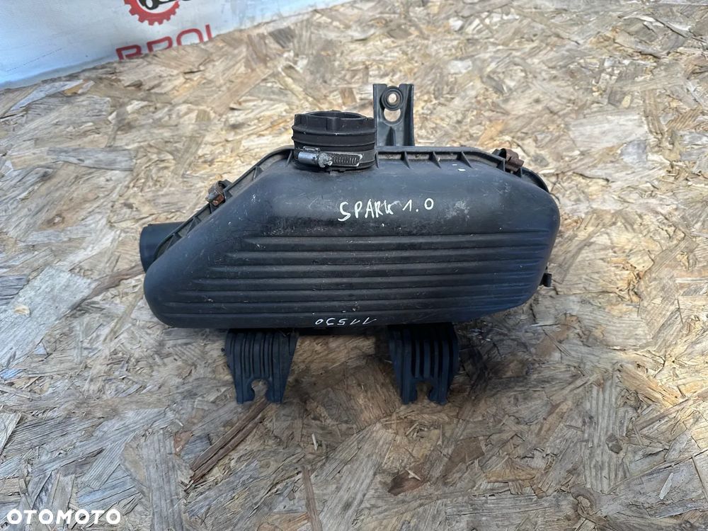 OBUDOWA FILTRA POWIETRZA CHEVROLET SPARK 1.0  96827720