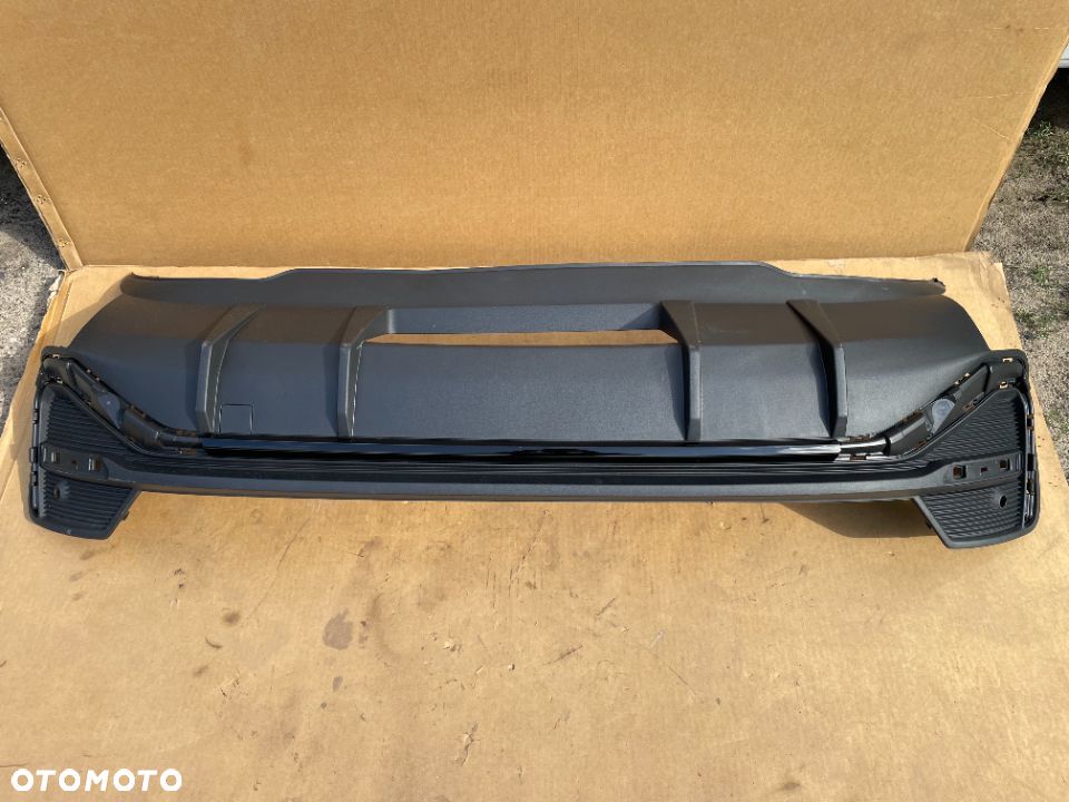 Oryginalna Dokładka Zderzaka Tylna Audi Q3 II S Line 83F807521B Listwa Środkowa