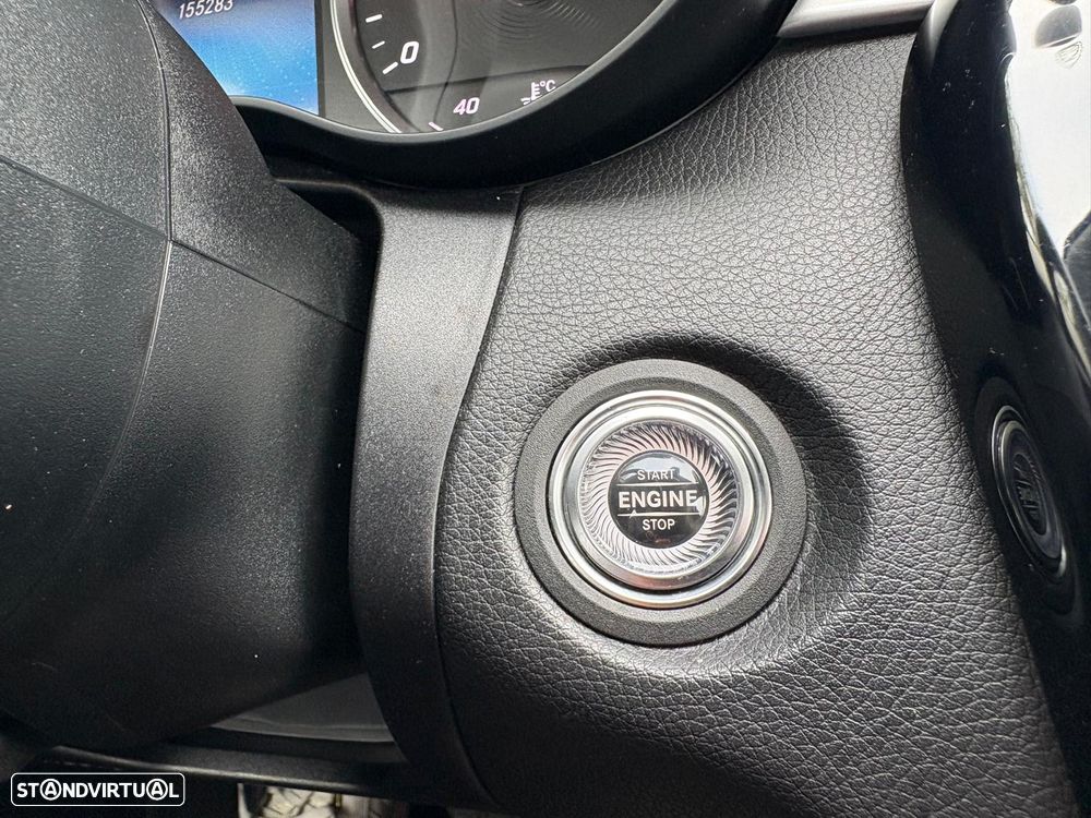 Mercedes-Benz C 180 d - 38