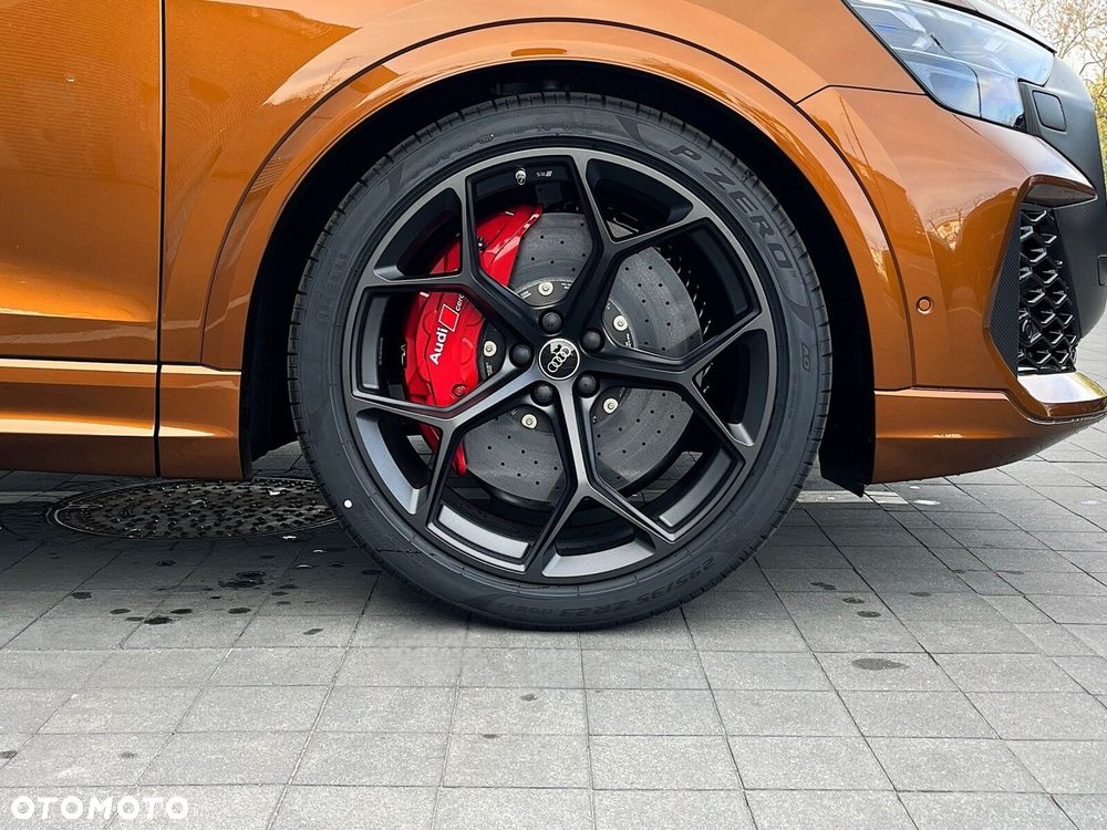 Audi RS Q8 - 12