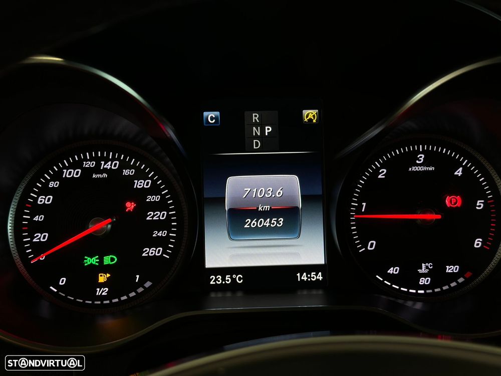 Mercedes-Benz GLC 250 d AMG Line 4-Matic - 15