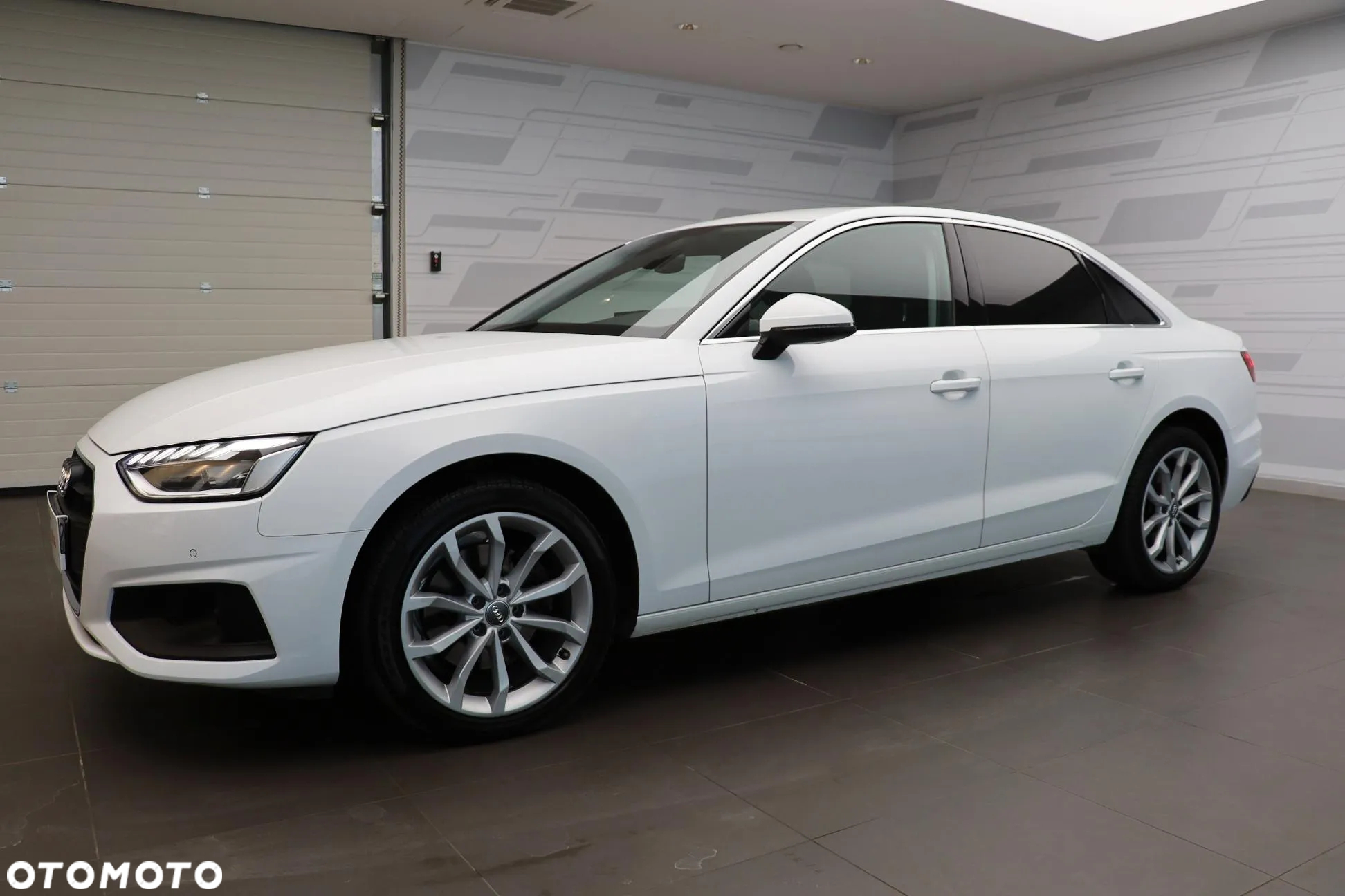 Audi A4 35 TFSI S tronic - 2