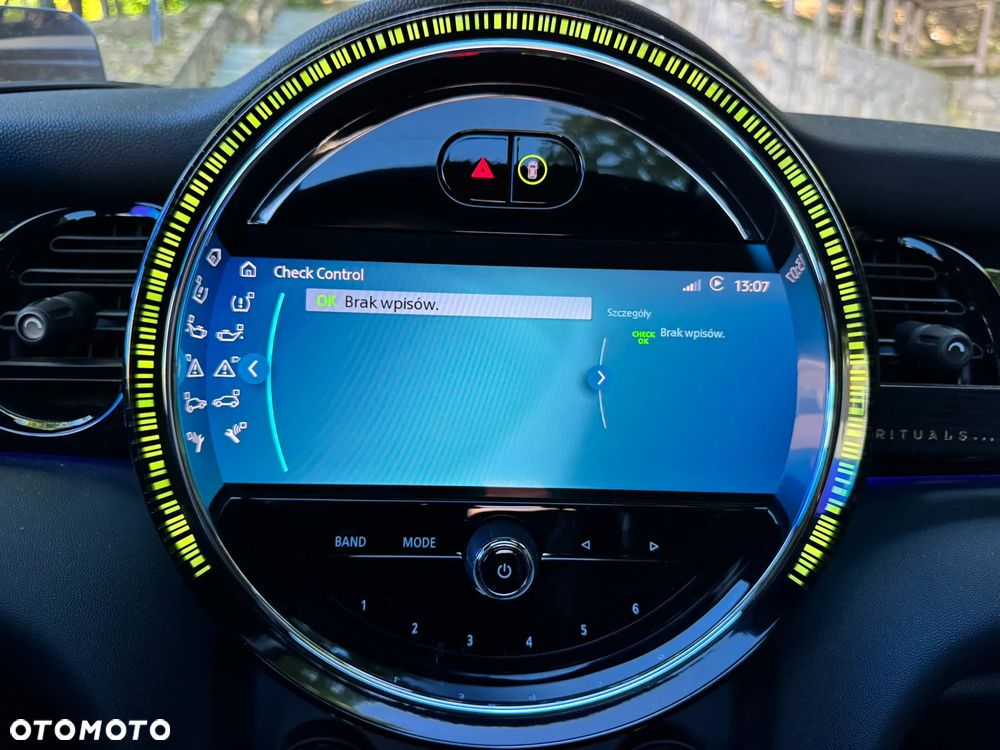 MINI John Cooper Works - 16