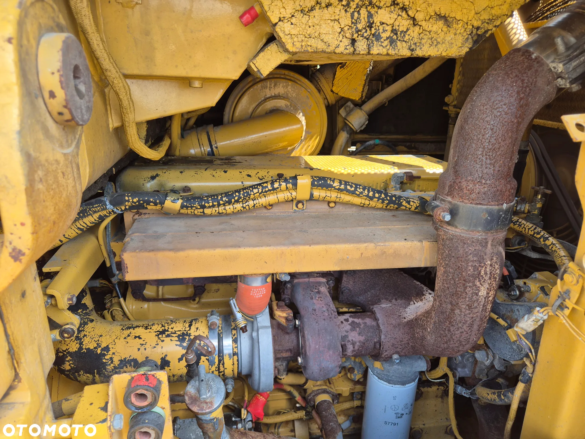 Caterpillar 963B - 12