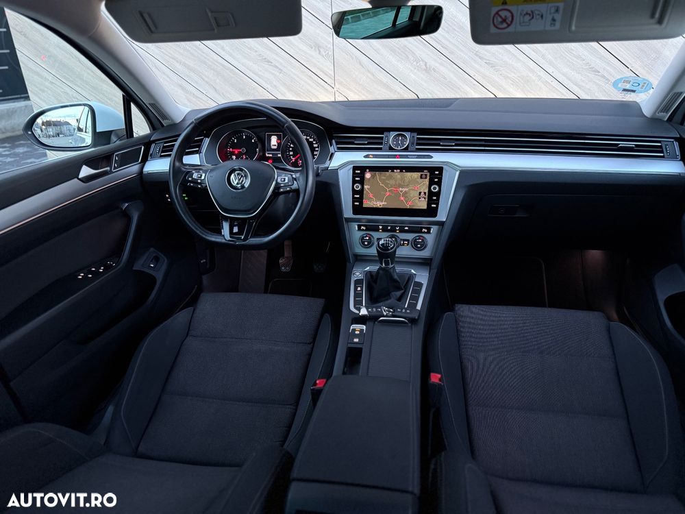 Volkswagen Passat 2.0 TDI (BlueMotion Technology) Comfortline - 22