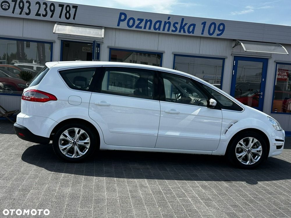Ford S-Max - 22