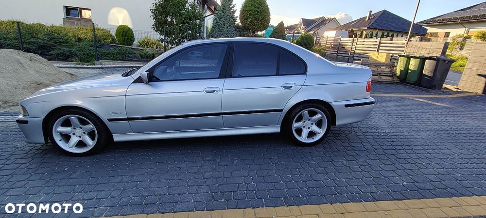 BMW Seria 5 - 12