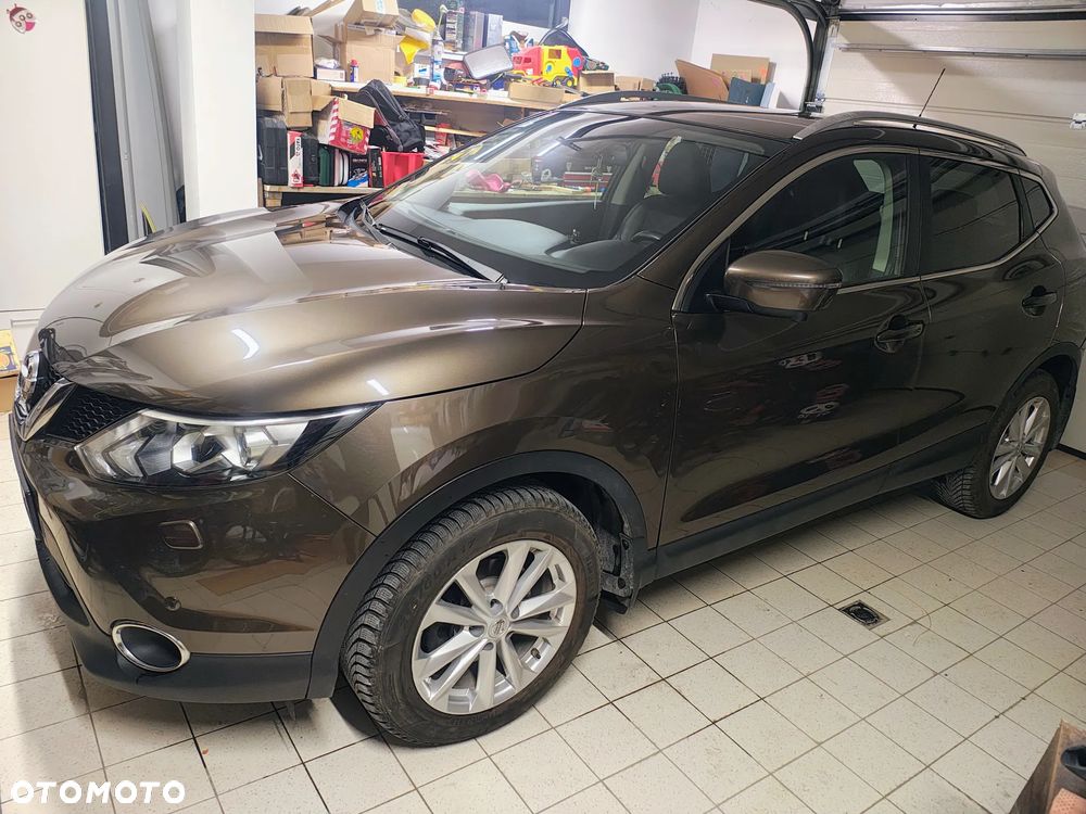 Nissan Qashqai 1.5 dCi Tekna EU6 - 15