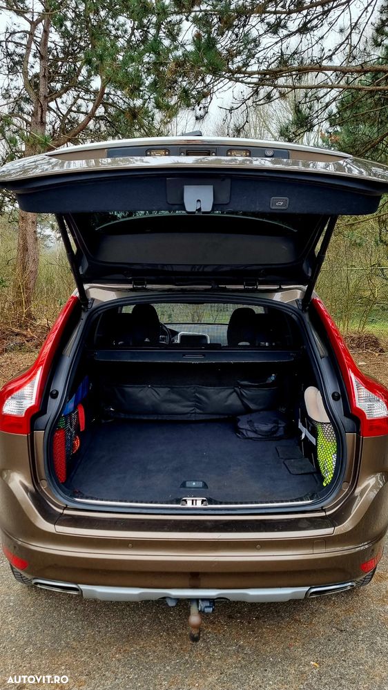 Volvo XC 60 D4 AWD Geartronic Summum - 7