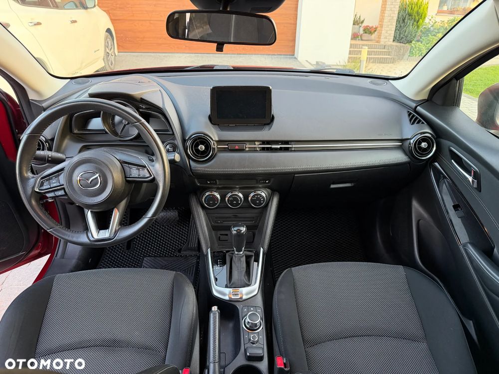 Mazda 2 - 10