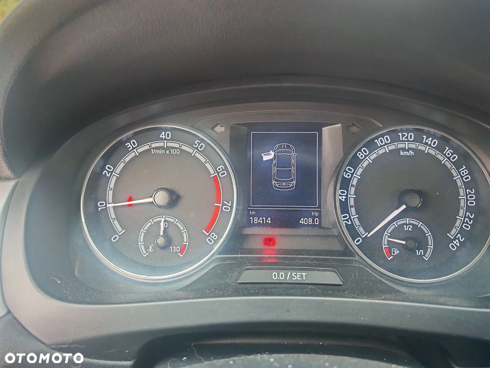 Skoda RAPID 1.0 TSI Ambition - 13