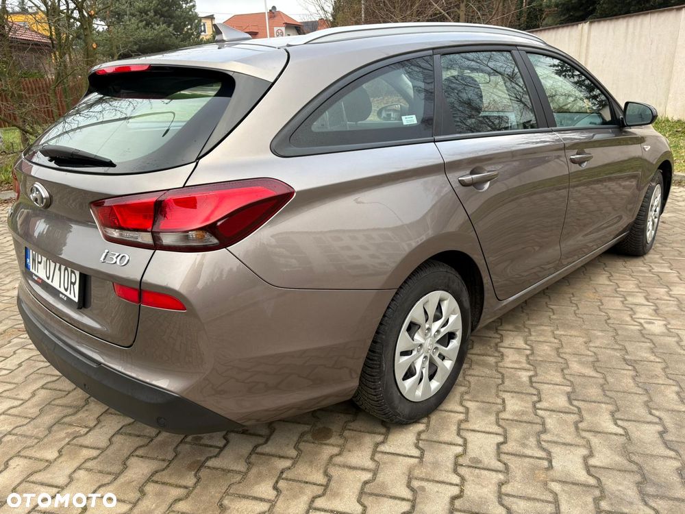 Hyundai i30 1.5 DPI Classic + - 2