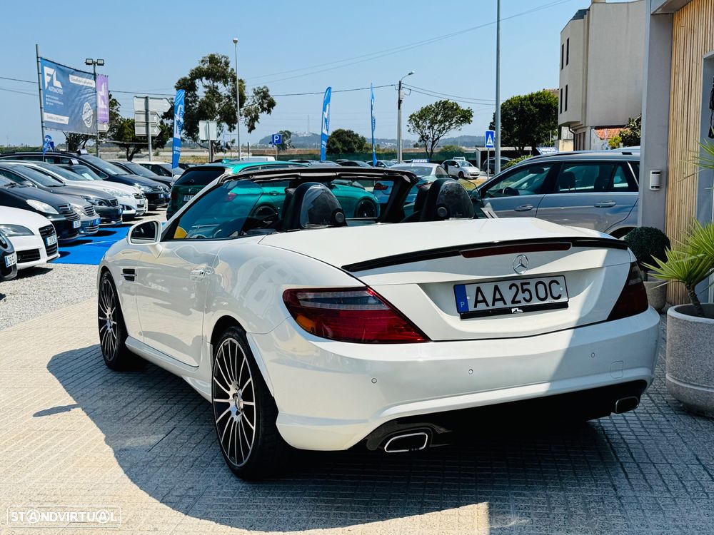 Mercedes-Benz SLK 250 CDI (BlueEFFICIENCY) 7G-TRONIC CarbonLOOK Edition - 2