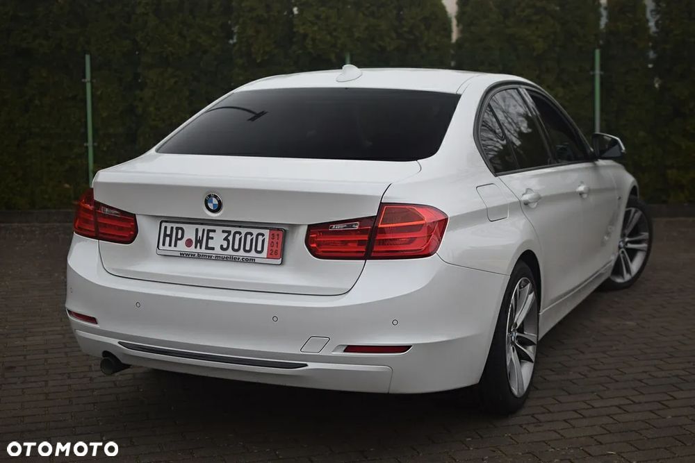 BMW Seria 3 318d DPF Edition Sport - 7