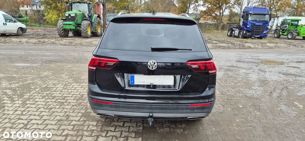 Volkswagen Tiguan - 22