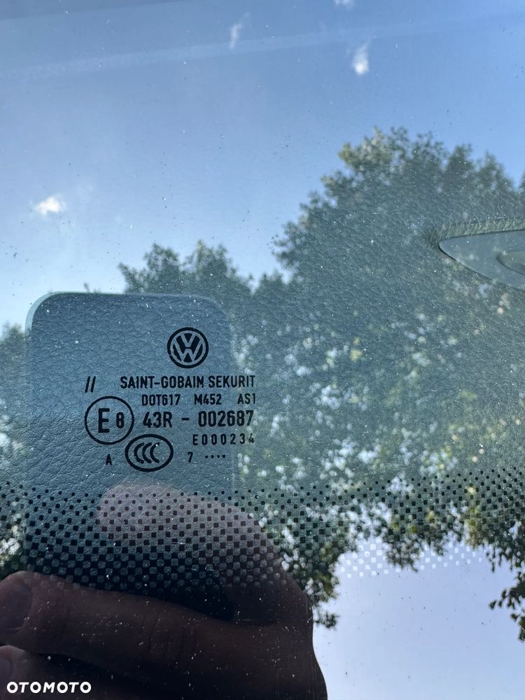 Volkswagen Passat - 21