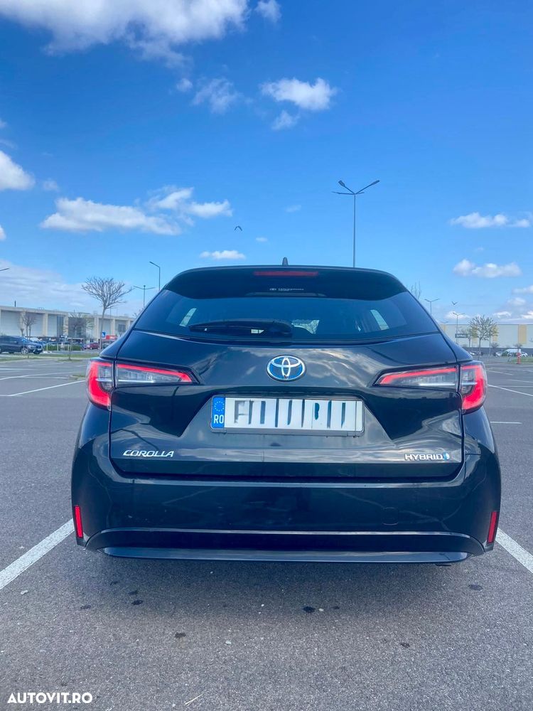 Toyota Corolla 1.8 HEV Business - 4