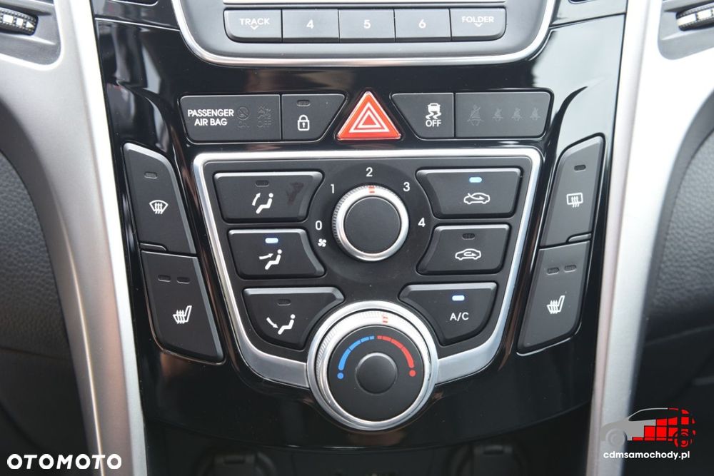 Hyundai i30 - 27