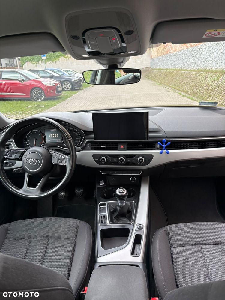 Audi A4 Limousine 35 TFSI - 13