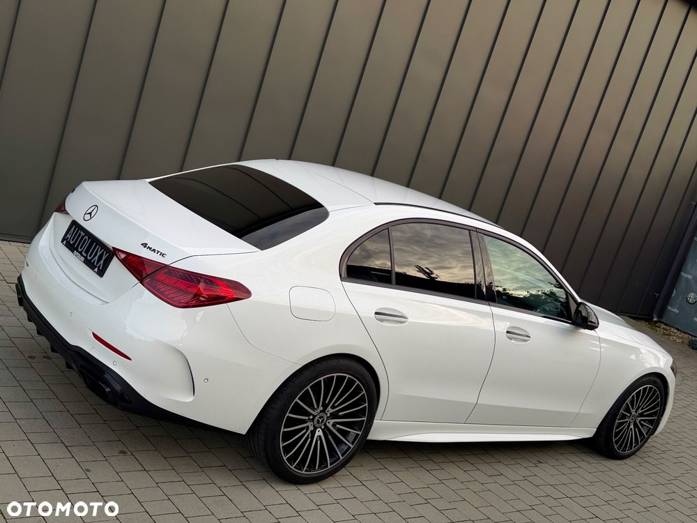 Mercedes-Benz Klasa C 300 mHEV 4-Matic AMG - 16