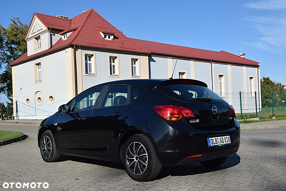 Opel Astra 1.4 EcoFLEX 150 Jahre - 10